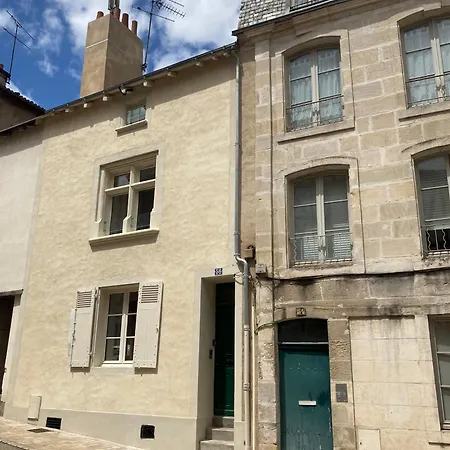 La Joueuse, Et Pop Et Chic ! 3* 푸아티에